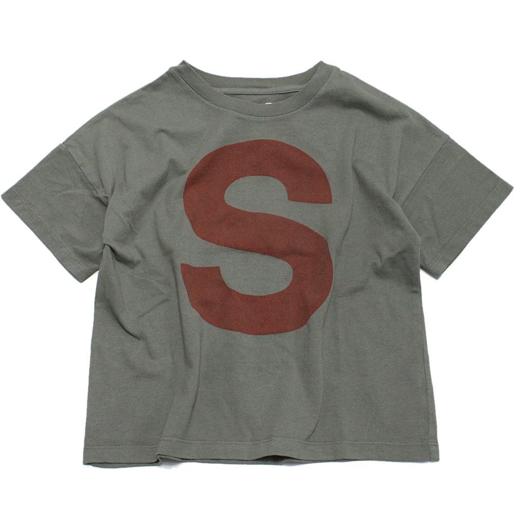 グレーベージュ