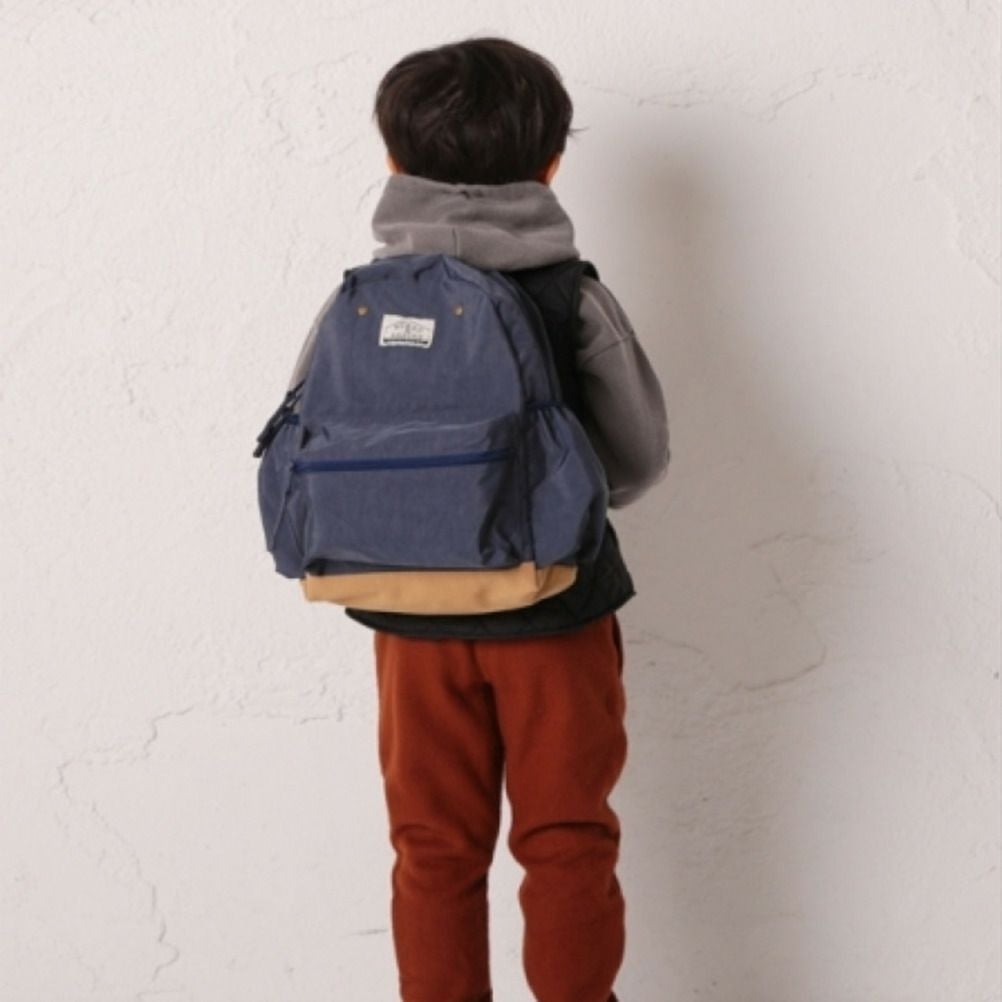 ダークグリーン(DG)