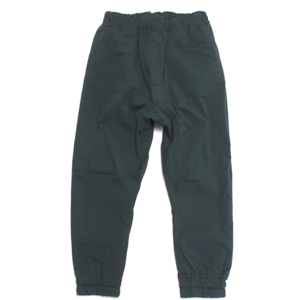 チャコールグレー