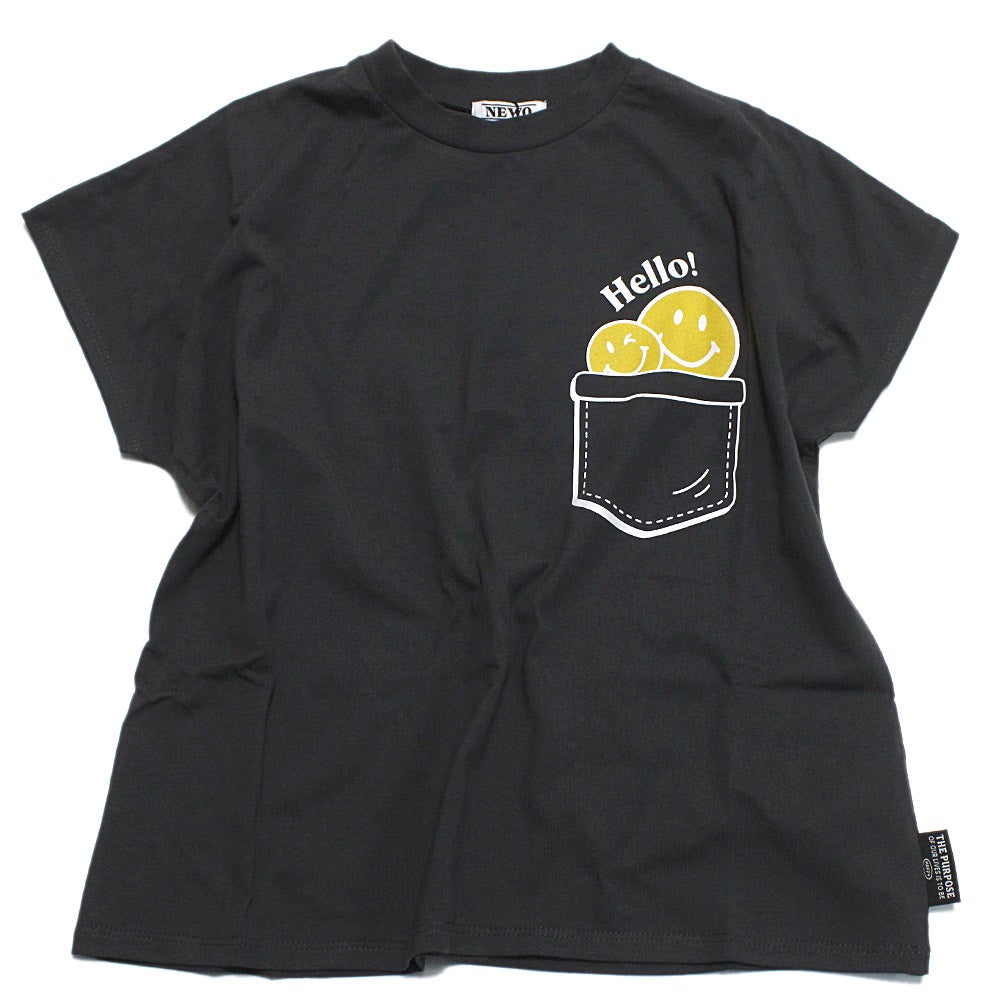 チャコールグレー