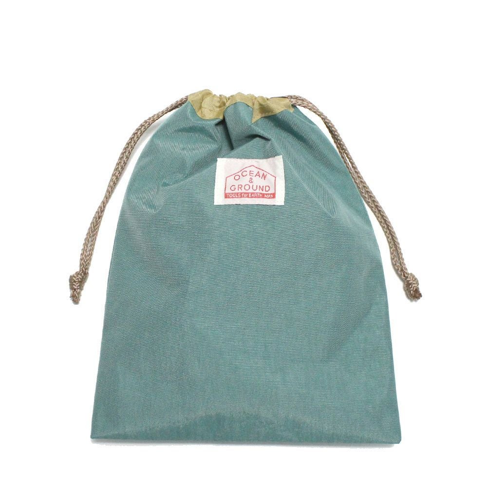 エメラルドグリーン(EG)